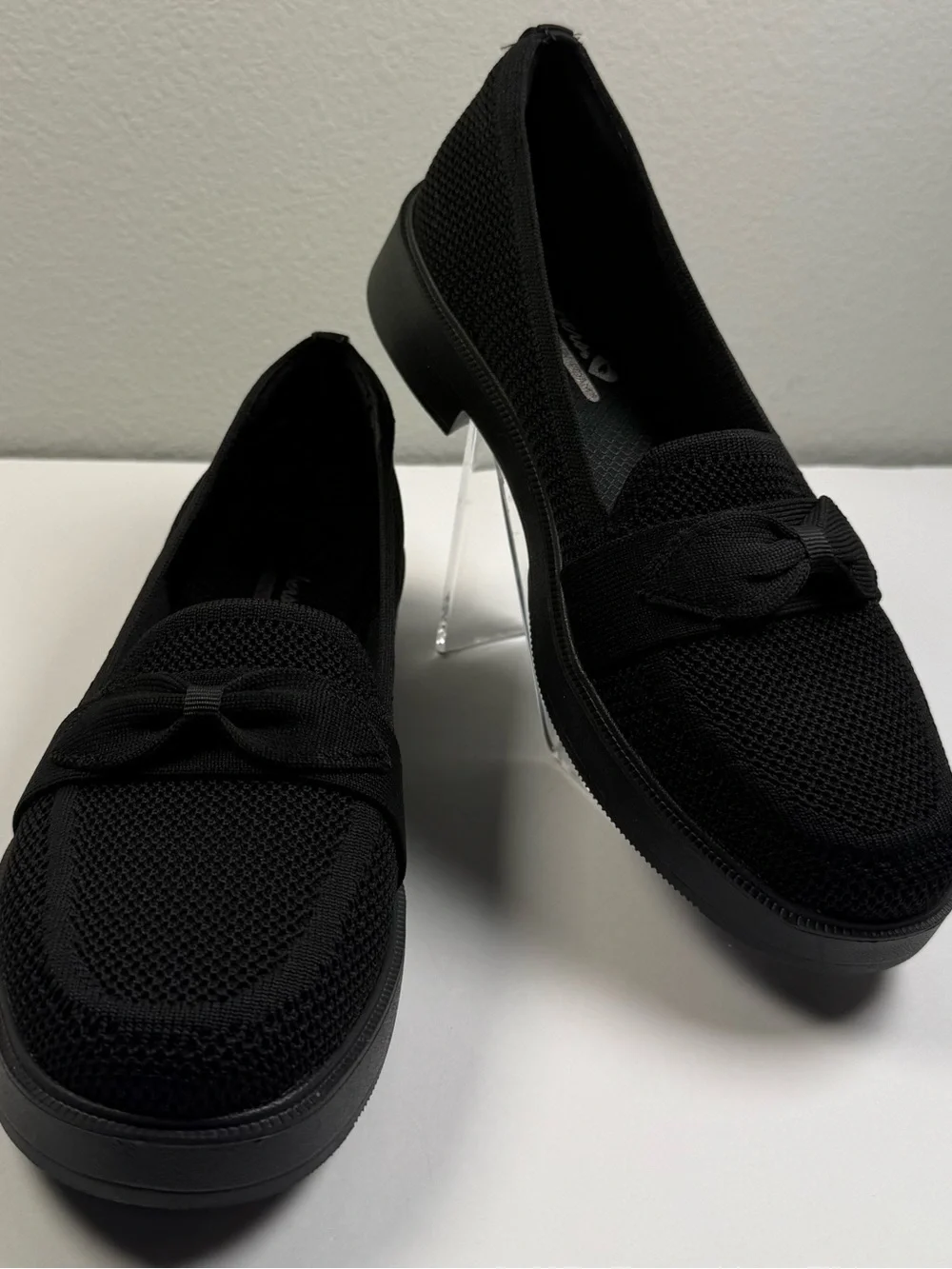 Skechers Black Knit Bow Loafers